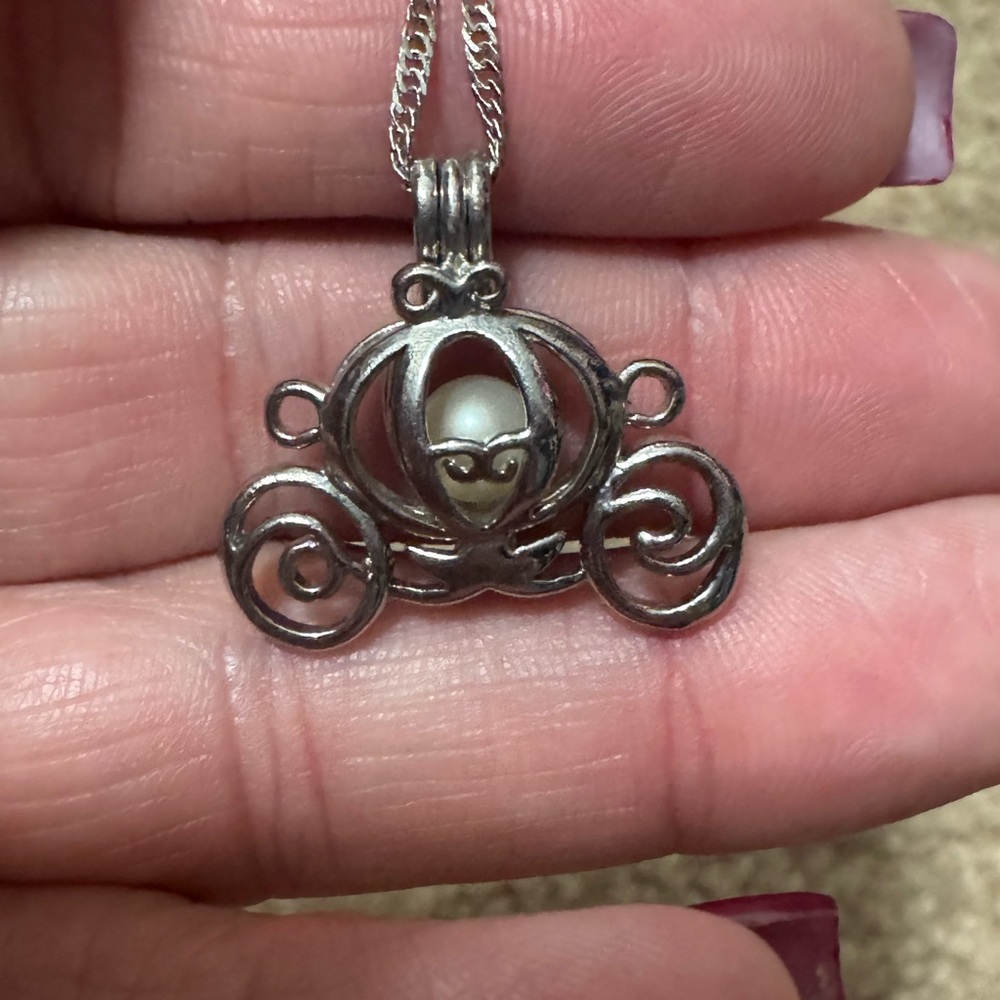 Elegant Silver Carriage Pendant Necklace